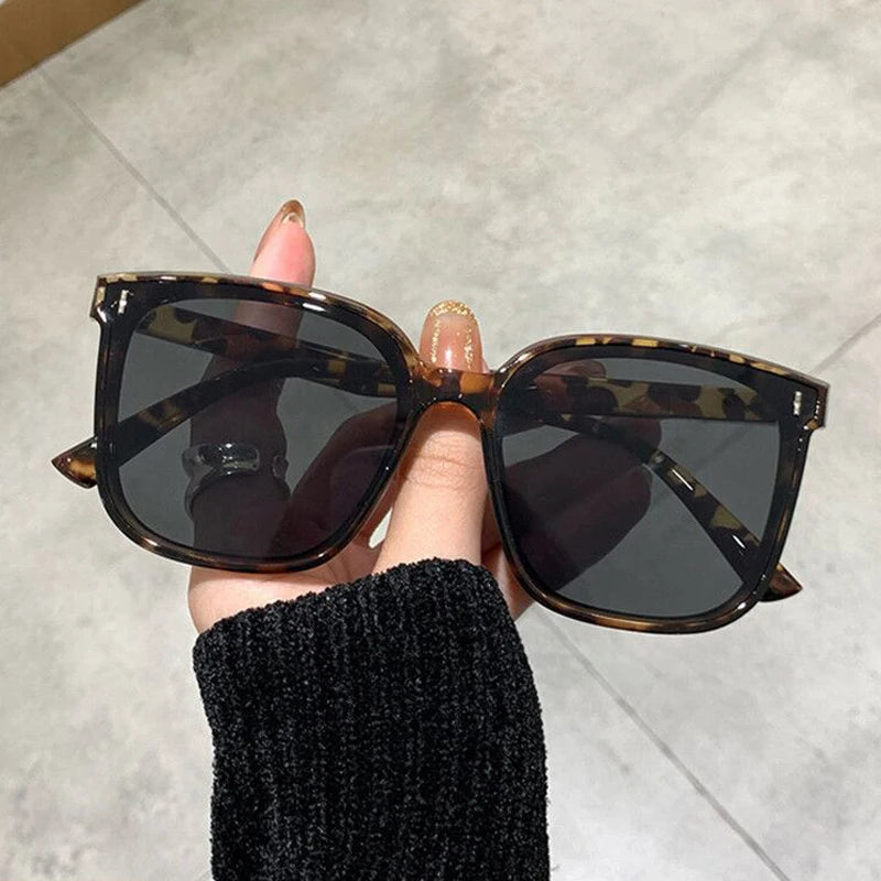 RetroSquare Shades