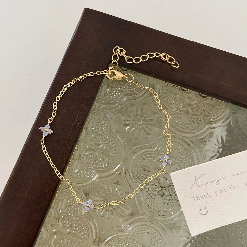 Flora Pendant