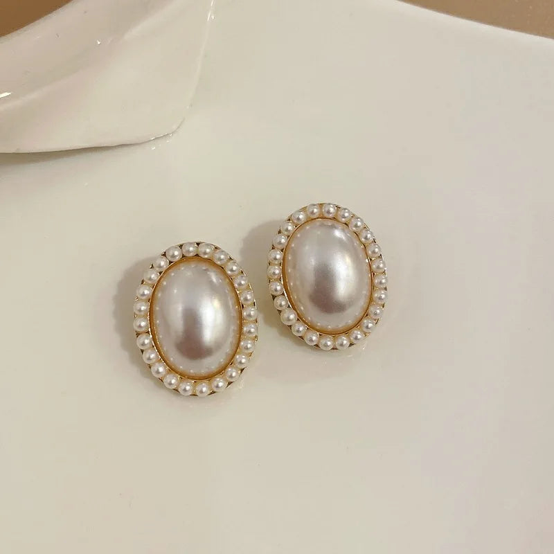 Mocha Geo Studs