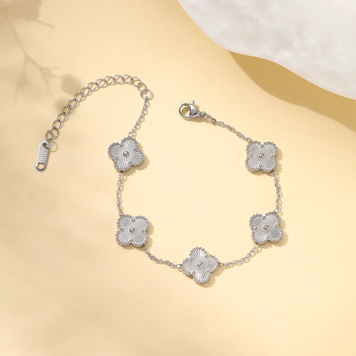 Lucky Leaf Bracelet