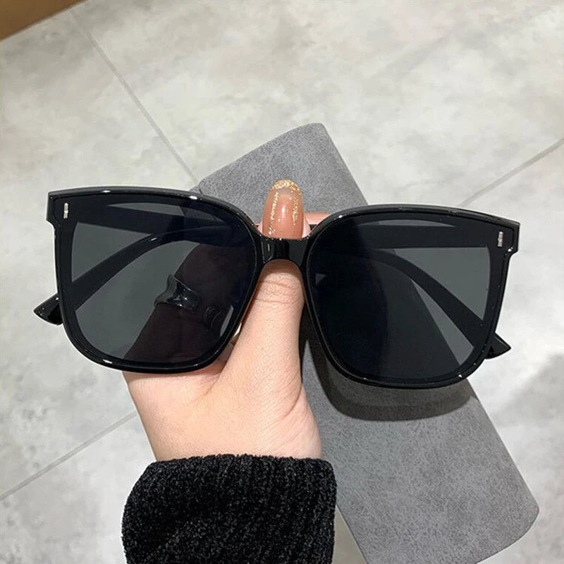 RetroSquare Shades