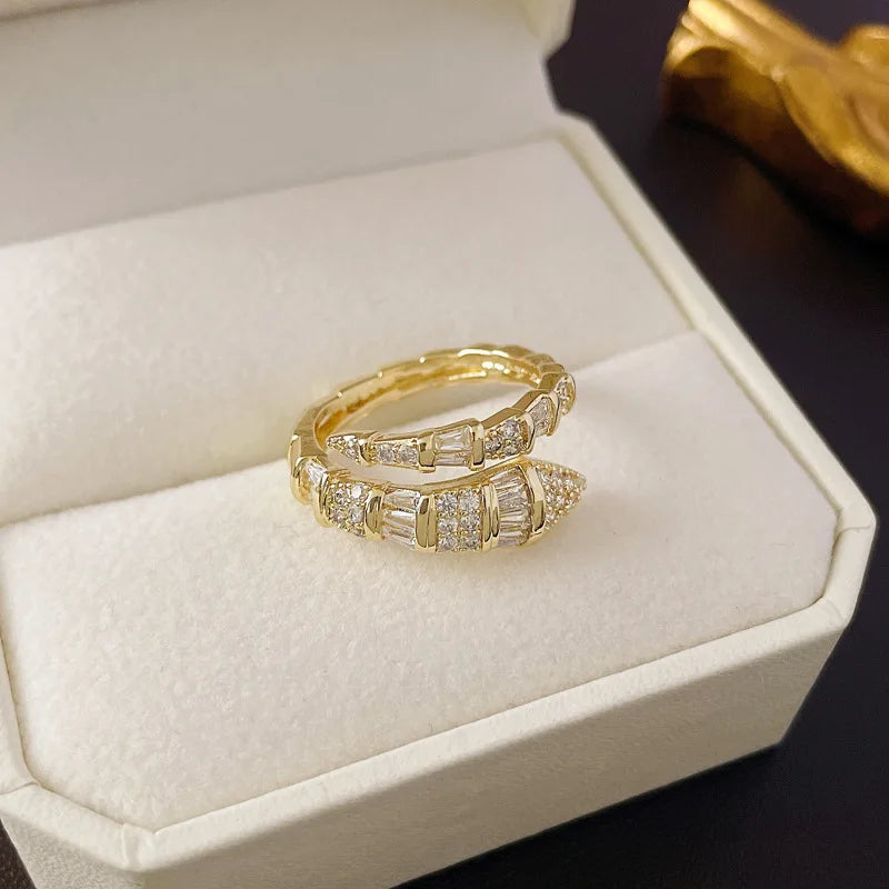 Snaklet Ring