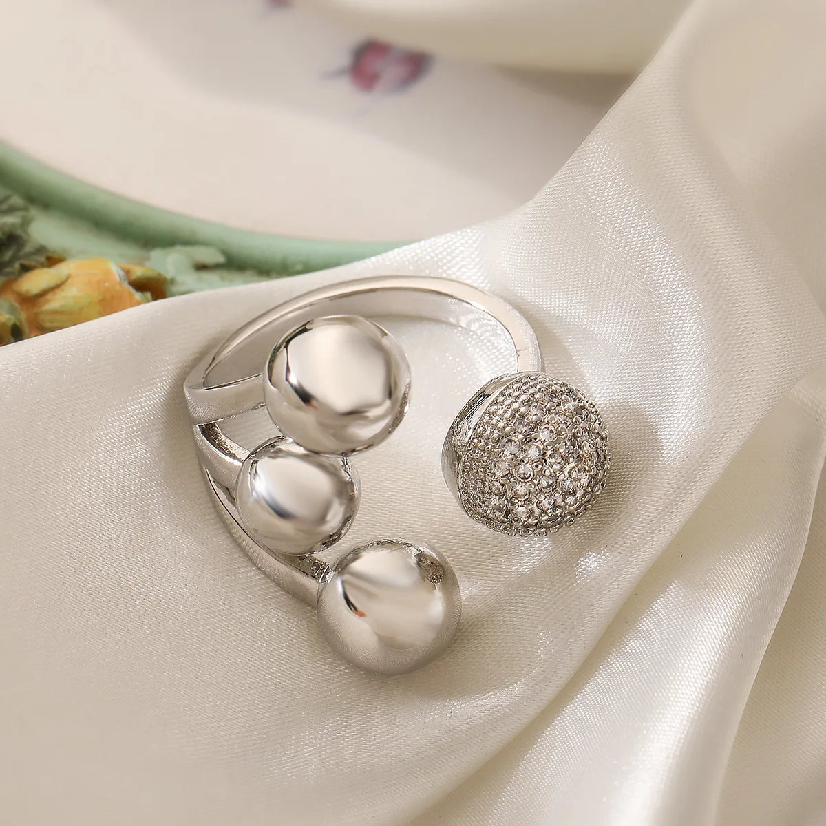 GeoGlow Ring