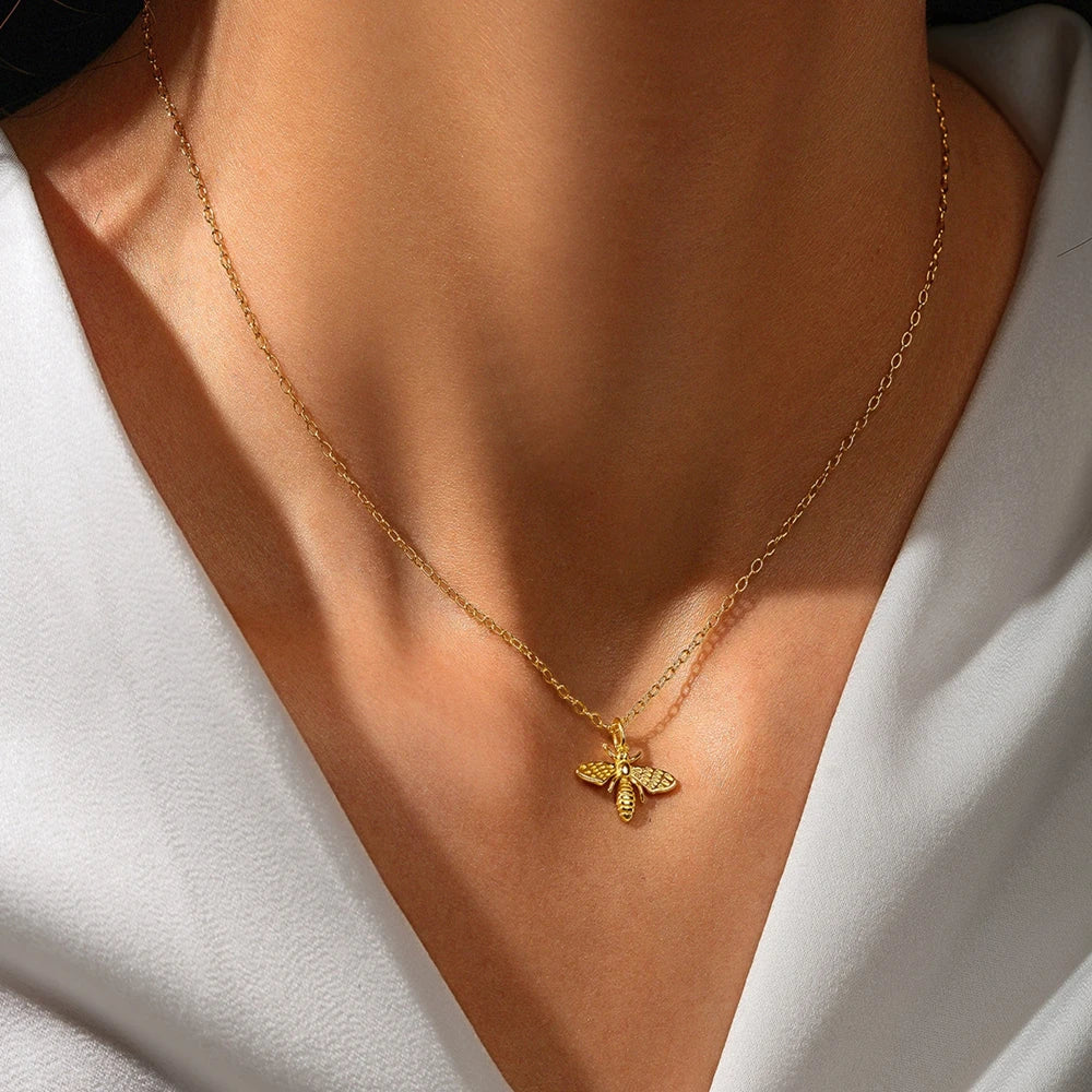 Béa Necklace