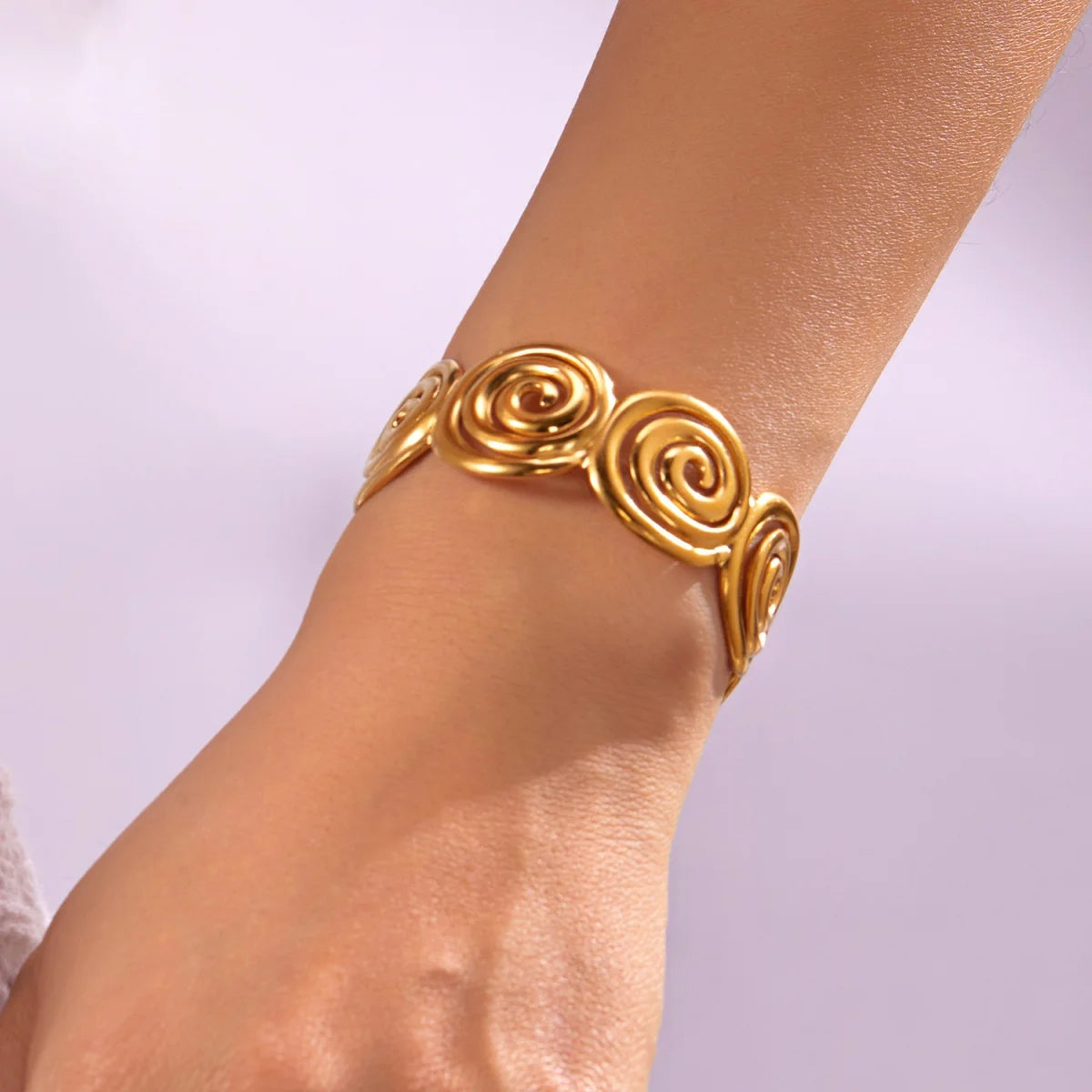 Golden Wave Cuff